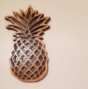 Hand cut 3d pineapple